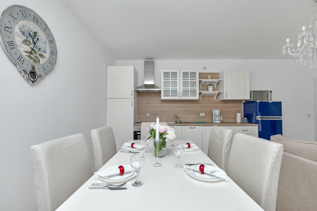 Apartments Marija Makarska Eksteriør bilde