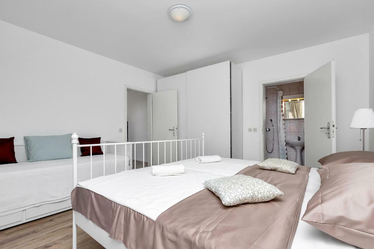 Apartments Marija Makarska Eksteriør bilde